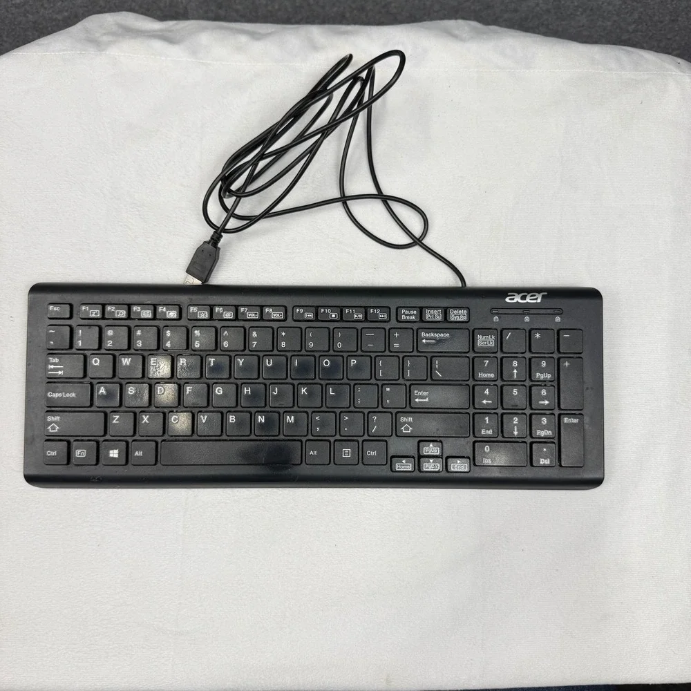 Acer SK-9626 Wired USB Keyboard Black Slim Low Profile with Number Pad